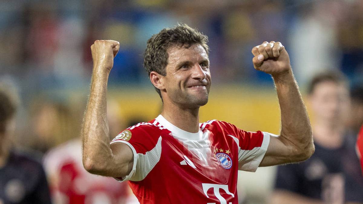 Thomas Müller (Vertragsende, künftig Vancouver Whitecaps):
Ein emotionaler Bruch. Nach der schweren Verletzung von Musiala gab es öffentliche Diskussionen – doch der Abschied der Klub-Legende bleibt beschlossene Sache. Die Bayern sparen auch hier ein Millionen-Gehalt ein. Die Fans sind in Trauer.
