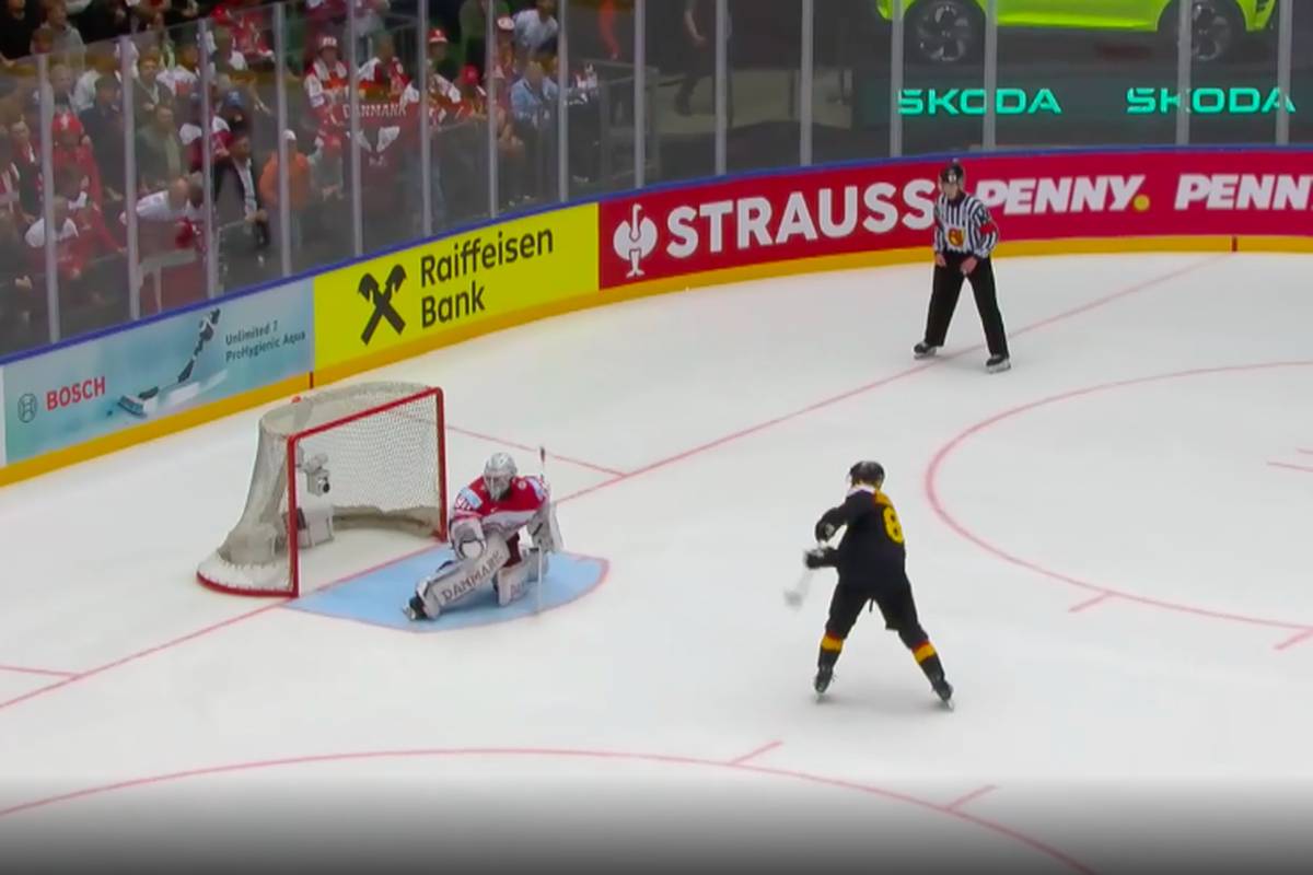 Das DEB-Team scheitert bitter bei der Eishockey-WM gegen Dänemark. Im Penalty-Drama können sie das Spiel nicht für sich entscheiden. 