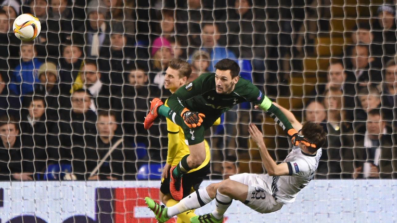 Spurs-Keeper knockt Mitspieler aus