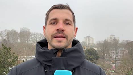 Borussia Dortmund muss den überraschenden Abgang von Aaron Anselmino verkraften, der zum FC Chelsea zurückkehrt. SPORT1-Reporter Manfred Sedlbauer berichtet, wie der BVB auf den plötzlichen Abgang reagiert. 