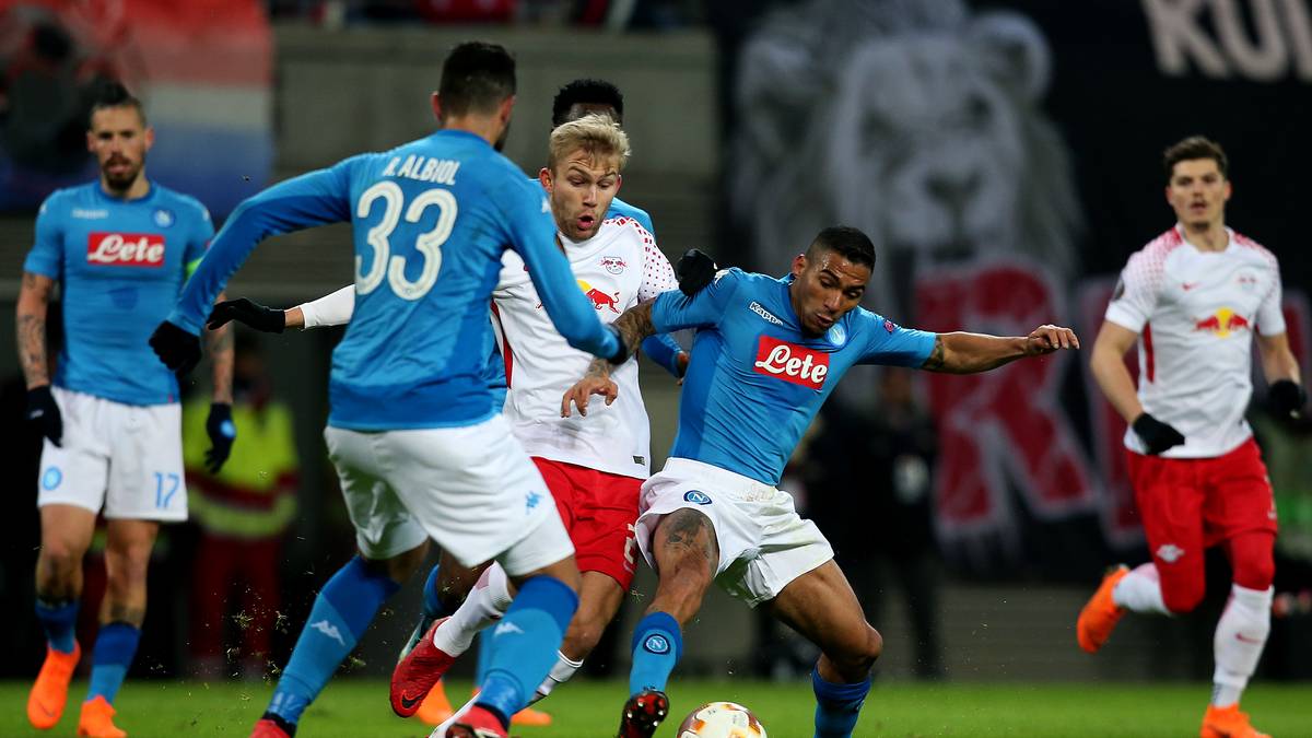 KONRAD LAIMER: Fast jeder Vorstoß der Italiener rollte über seine rechte Defensivseite – und häufig hatte der Österreicher dabei das Nachsehen, verlor vor dem 0:1 Vorbereiter Lorenzo Insigne entscheidend aus den Augen (33.), ließ sich auch beim 0:2 von Torschütze Insigne düpieren (86.) - SPORT1-Note: 5,5