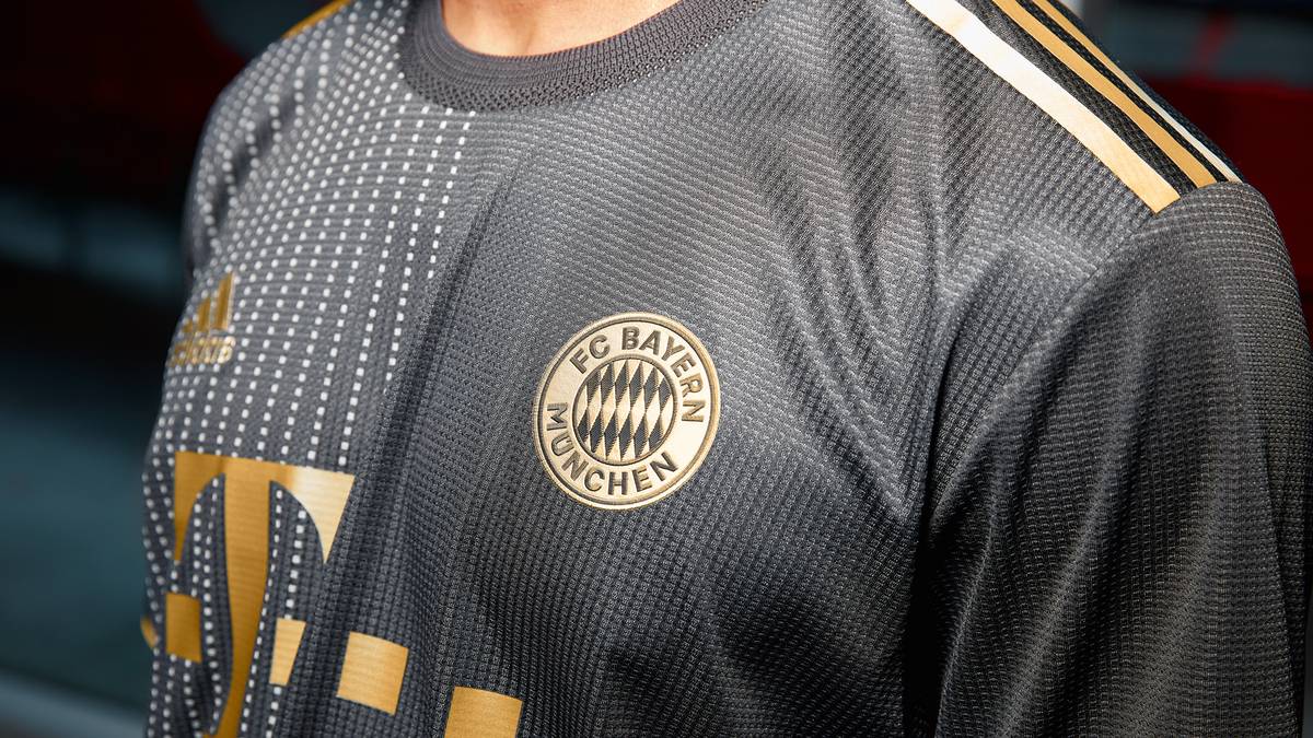 Schwarz und Gold: So sieht das neue Auswärtstrikot des FC Bayern aus