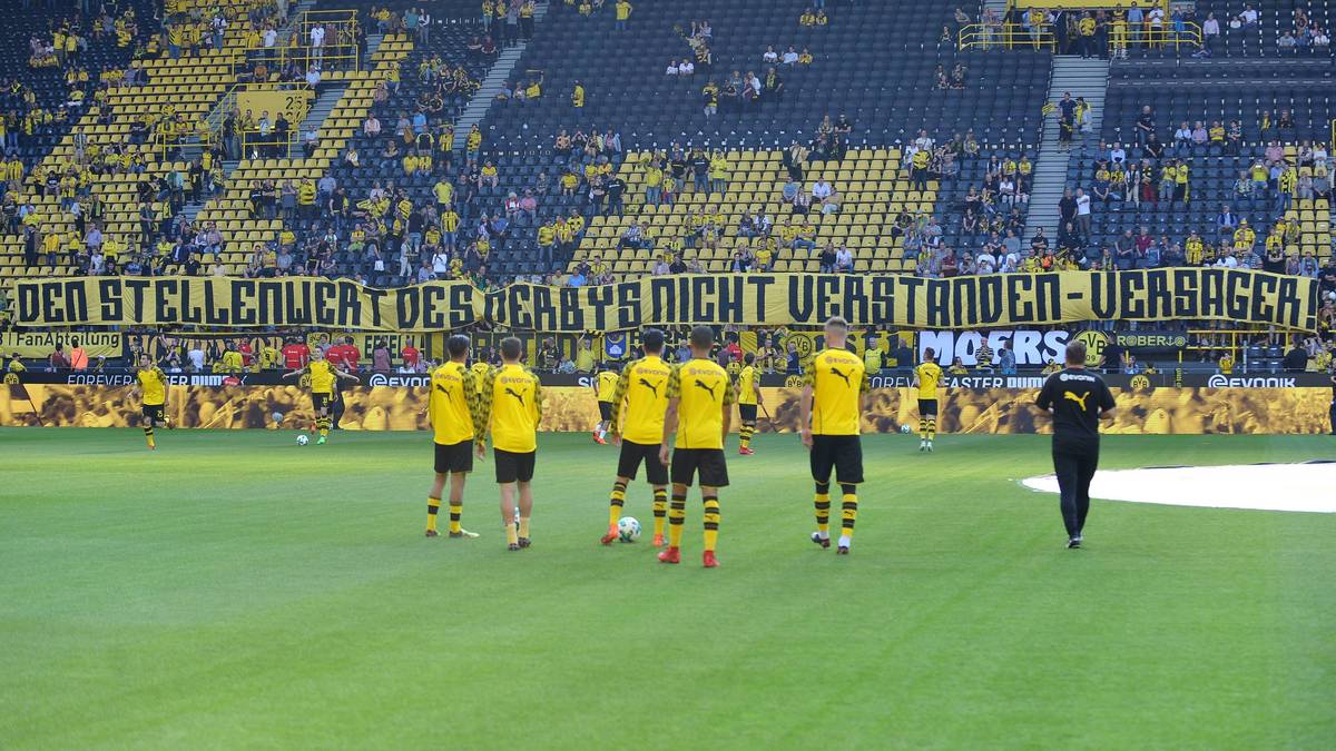 Die Worte sind kernig: "Den Stellenwert des Derbys nicht verstanden - Versager!"