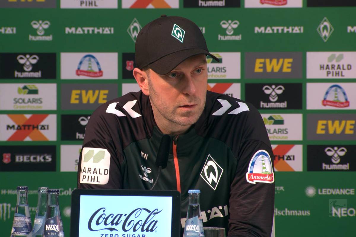 Ole Werner handelt sich nach Schlusspfiff gegen Mainz eine Rote Karte wegen Schiedsrichterbeleidigung ein. Auf der Pressekonferenz nach der Partie zeigt der Werder-Coach Reue.