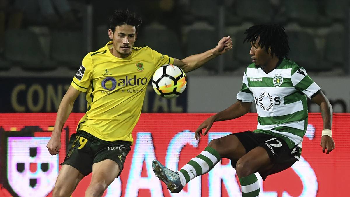 In der zweiten Liga wurde Pacos de Ferreira mit großem Vorsprung Meister. Auch der Famalicao buchte seinen Platz in der ersten Liga souverän. Dahinter sicherte sich GD Estoril Praia am letzten Spieltag den Wiederaufstieg