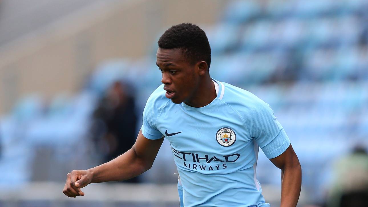 Matondo-Debüt gegen Gladbach?