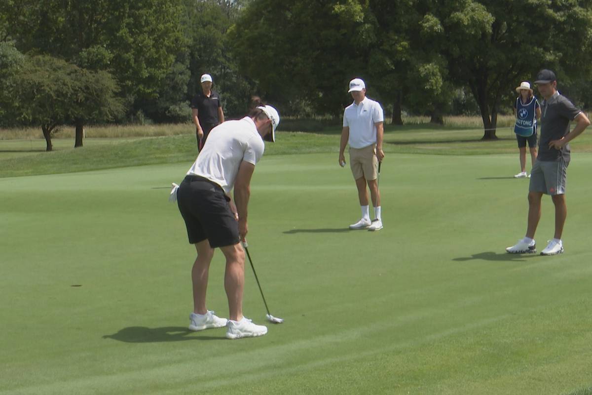 Vor dem Pro-Am-Turnier bei den BMW International Open in München haben sich die beiden Fußballstars Thomas Müller und Gareth Bale zusammen auf einer Proberunde versucht. 