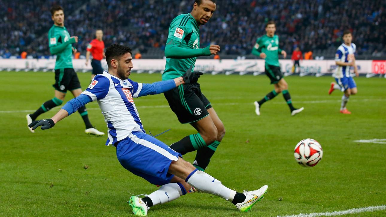 Tolga Cigerci von Hertha BSC v FC Schalke 04 - Bundesliga