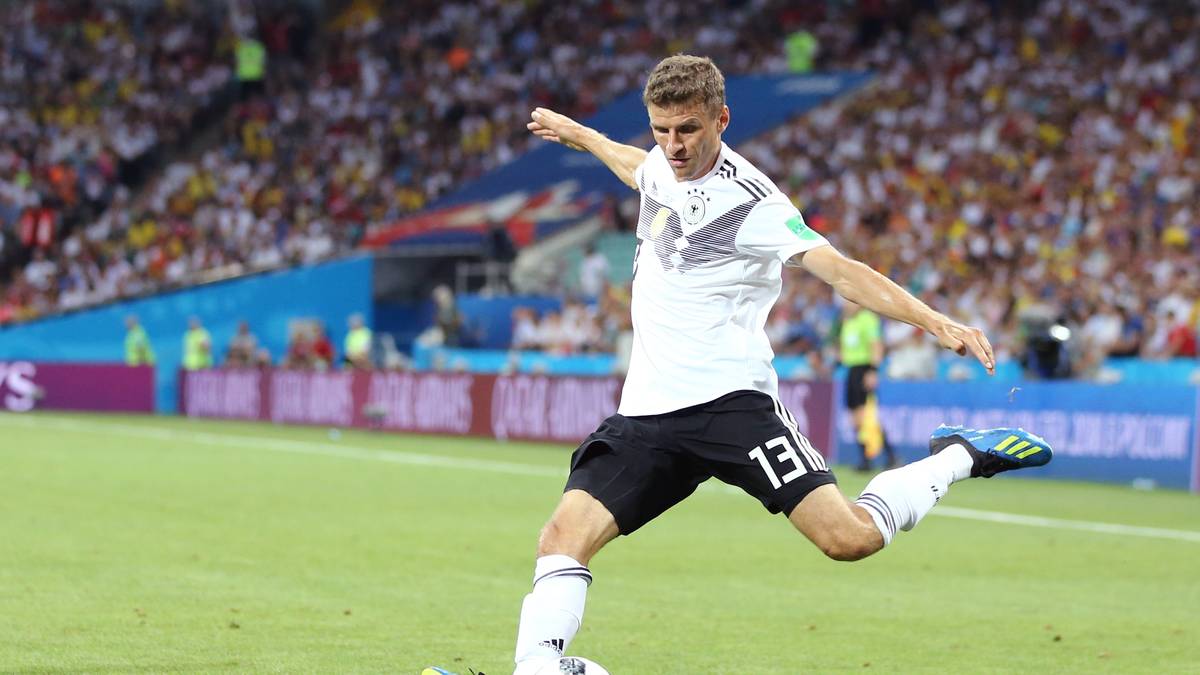 THOMAS MÜLLER vs. JAE-SUNG LEE: Zwar weit entfernt von seiner Topform, aber Löw wird in der Startelf wohl erneut auf Müller setzen. Hatte zwischenzeitlich ein Treffen mit Löw zum Einzelgespräch. Hoffentlich verhilft es ihm zu alter Stärke