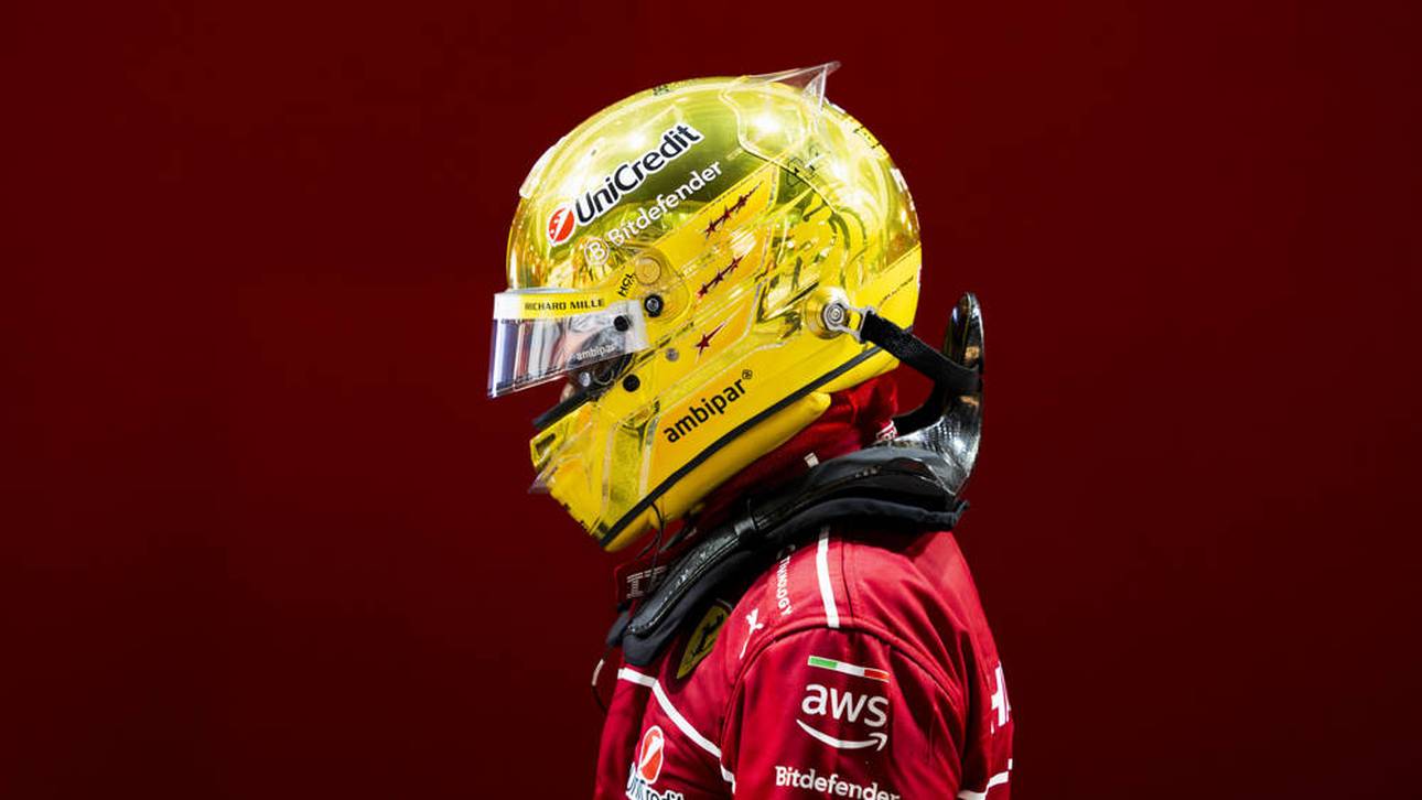 Lewis Hamilton trägt in Singapur einen goldfarbenen Helm