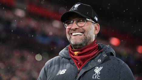 Der FC Liverpool gewinnt das erste Testspiel nach der Corona-Pause mit 6:0. Trainer Jürgen Klopp ist hochzufrieden mit der Leistung. 
