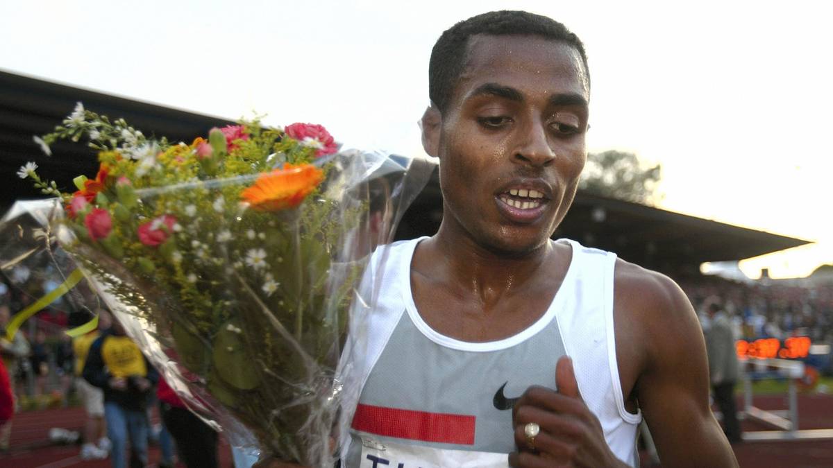 Kenenisa Bekele aus Äthiopien läuft in Hengelo einen neuen Weltrekord über 5000m