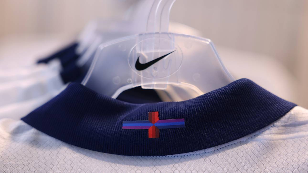 Kritik für Englands Nike-Trikot