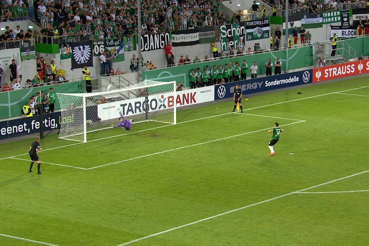 Preußen Münster hat in der 1. Runde des DFB-Pokals gegen Hertha mehrmals die Führung auf dem Fuß, scheitert aber letztlich im Elfmeterschießen. Kommentator: Benjamin Beyer.
