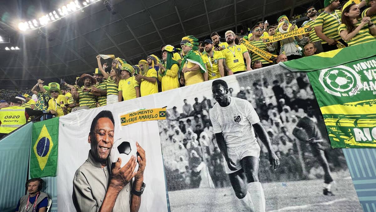 In seinem fußballverrückten Heimatland machten ihn seine viele Tore für die Selecao bis heute zum unumstrittenen Volkshelden. Er war außerdem nicht nur eine weltweite Werbeikone, sondern auch Gründer einer Sportmarketing-Agentur.