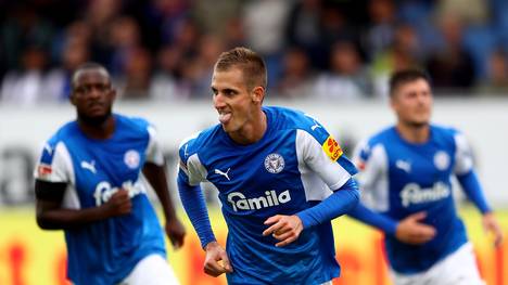 Holstein Kiel steht aktuell in der zweiten Bundesliga an der Tabellenspitze