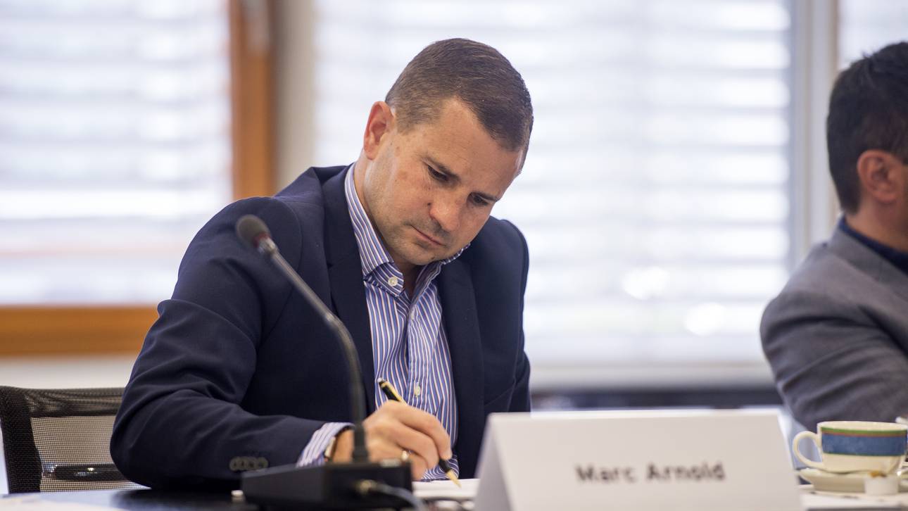 Arnold verlängert in Braunschweig