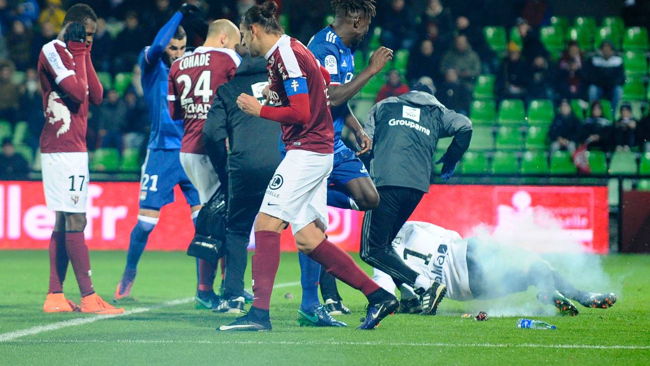 FC Metz nach Böller-Eklat bestraft