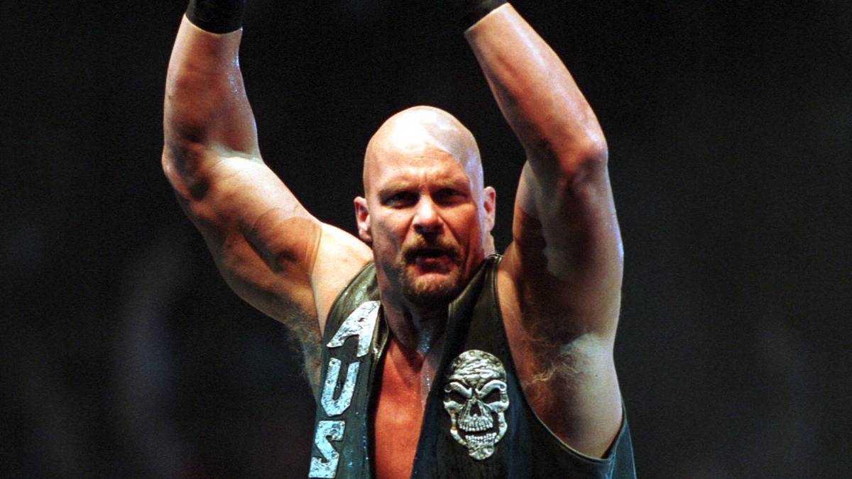 PLATZ 2: "STONE COLD" STEVE AUSTIN - Ein raues, Bier trinkendes und wild losprügelndes Original aus Texas, das Ende der Neunziger genau das lieferte, was das der bunten und braven Helden müde Publikum sehen wollte
