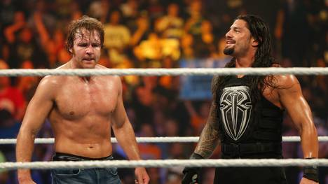 Roman Reigns (r.) und Jon Moxley alias Dean Ambrose waren bei WWE bis vor kurzem Partner