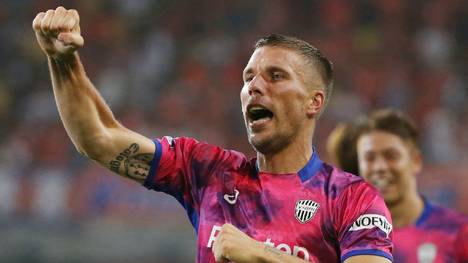 Lukas Podolski hat beim Sieg von Vissel Kobe drei Tore geschossen