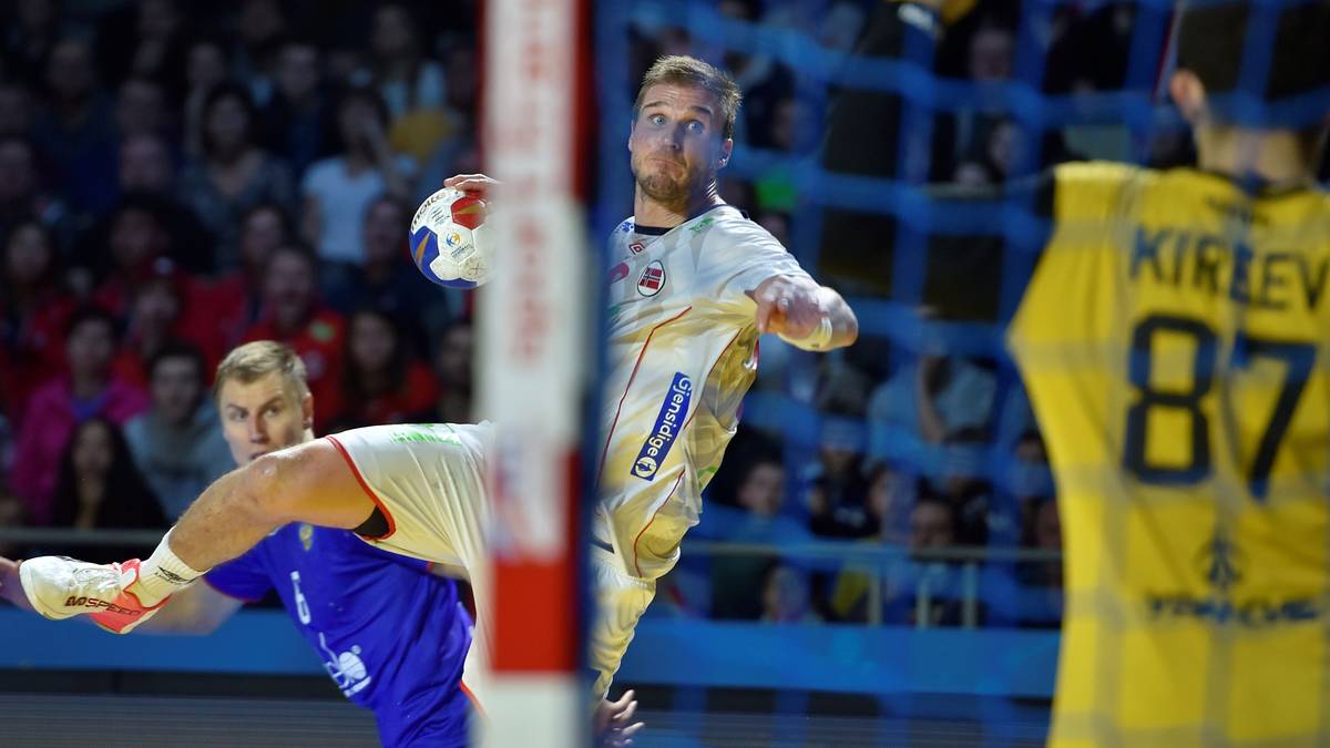 Die Norweger sind das ganze Spiel über einfach effektiver und haben in engen Situationen immer den richtigen Spielzug parat (hier im Bild: Norwegens Kapitän Bjarte Myrhol) 