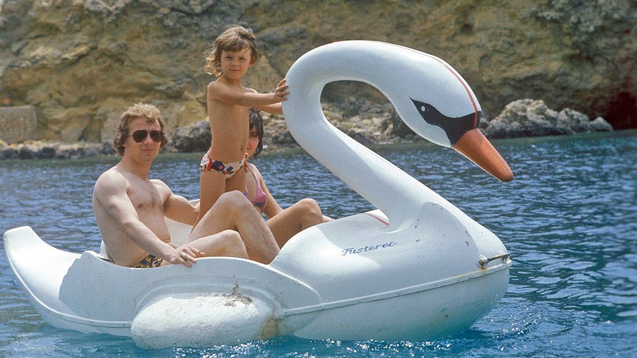 Eintracht-Legende Hölzenbein wird 70