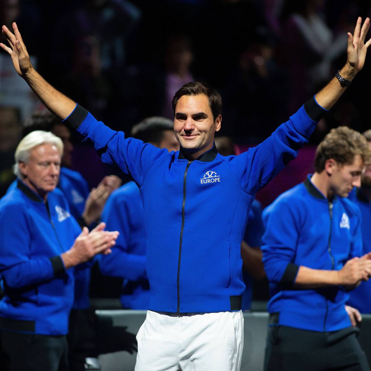 Große Emotionen: Federer verabschiedet sich von Tennis-Bühne