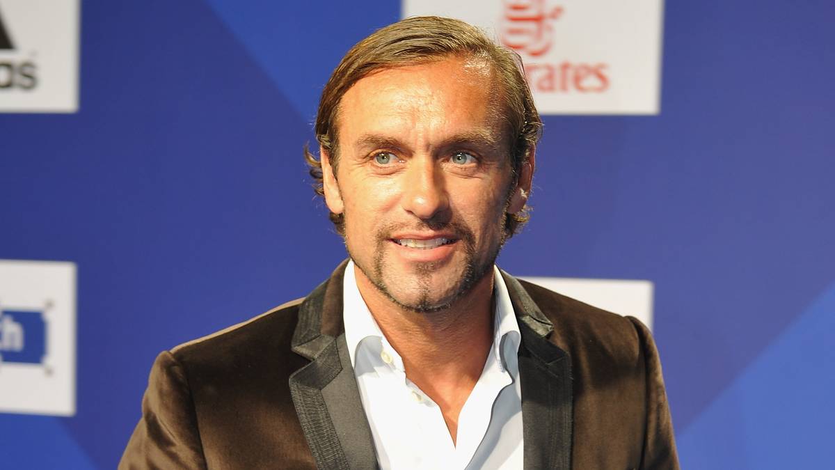 THOMAS DOLL (MITTELFELD): "Dolli" wechselte 1990 nicht nur den Verein, als er kurz nach der Wende vom Stasi-Klub BFC Dynamo kam und beim HSV anheuerte. Kam um die Jahrtausendwende an die Alster zurück und beendete da auch seine Karriere. Seit 2013 Trainer in Budapest