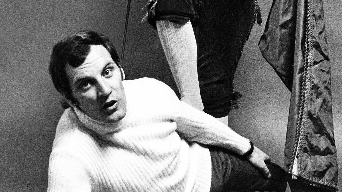 PLATZ 14: FRANZ "BULLE" ROTH - Der Mittelfeldspieler aus Memmingen ließ sich nur privat von seiner (2007 an Krebs verstorbenen) Ehefrau Inka niederringen, auf dem Platz war das Bild meist ein anderes