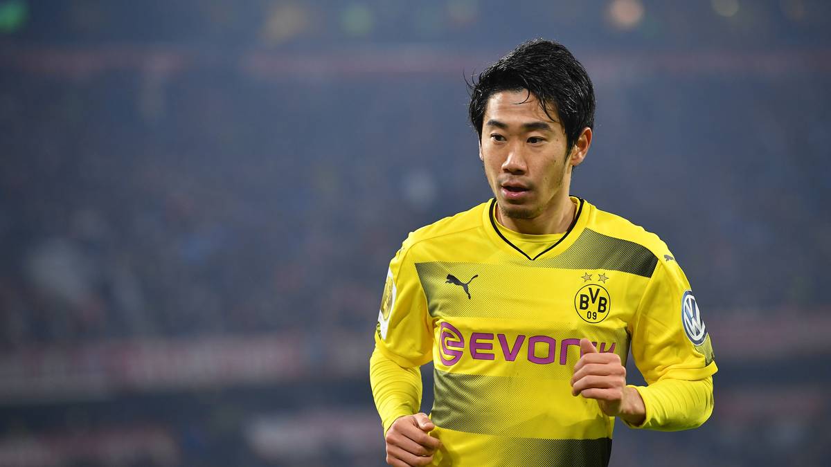 SHINJI KAGAWA (30 Jahre/Real Saragossa): Der Japaner war ein Schlüsselspieler der Dortmunder Meisterteams 2011 und 2012. Anschließend zog es ihn zu Manchester United. Dort wurde Kagawa jedoch nie glücklich, 2014 ging es zurück in den Ruhrpott. Nach einer halbjährigen Ausleihe zu Besiktas Istanbul steht er seit vergangenem Sommer in Spanien unter Vertrag
