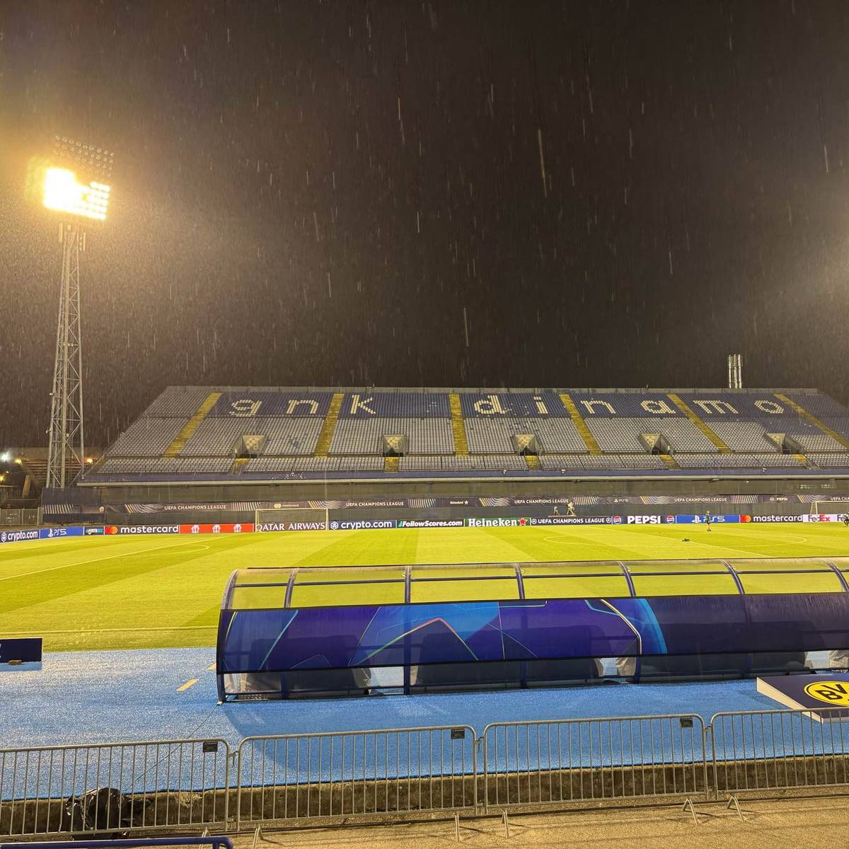 Champions League: Darum bleibt beim BVB-Spiel eine Tribüne leer