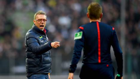 Peter Stöger kritisierte nach der Partie das Schiedsrichtergespann