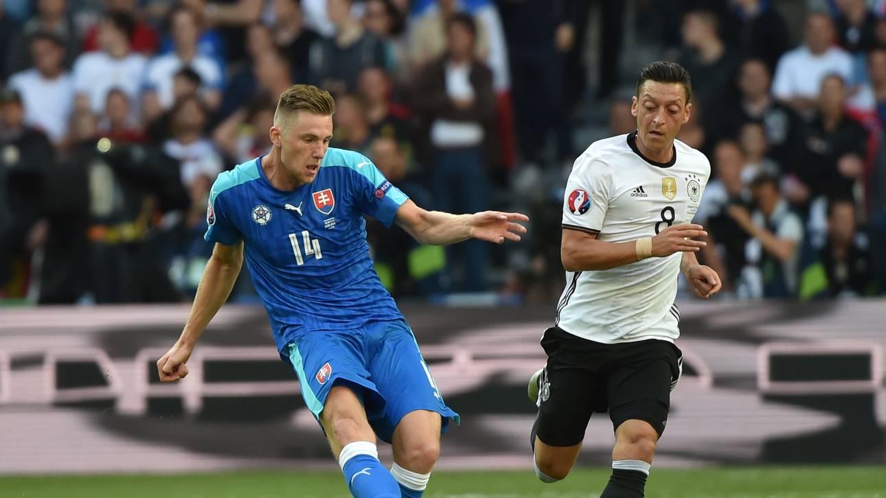 FCB und BVB heiß auf Abwehrjuwel