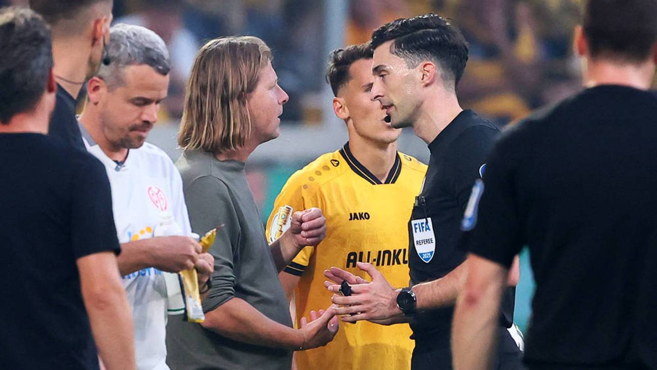 Kurioser Platzverweis amüsiert Coach