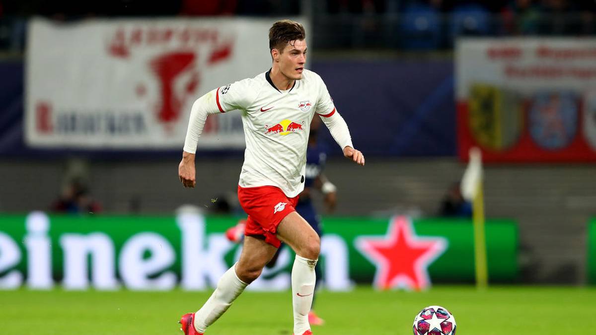 LEIPZIG, GERMANY - MARCH 10: Patrik Schick of Leipzig runs with the ball during the UEFA Champions League round of 16 second leg match between RB Leipzig and Tottenham Hotspur at Red Bull Arena on March 10, 2020 in Leipzig, Germany. (Photo by Martin Rose/Bongarts/Getty Images)