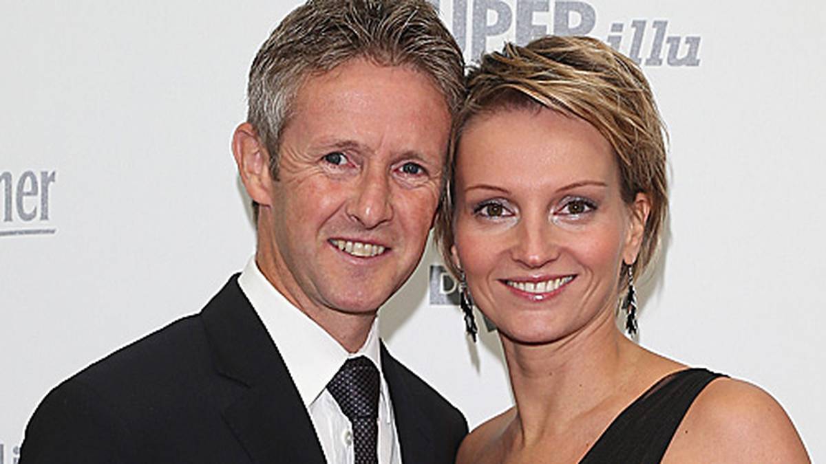 Weißflog hat zwei Söhne aus erster Ehe, sowie eine Tochter. 2003 benennt die Volkssternwarte Drebach (Erzgebirge) den Planetoid 2000 WX158 zwischen Mars und Jupiter nach ihm. Im Oktober 2010 werden er und seine Lebensgefährtin Doreen Fiebich Eltern einer Tochter - seit August 2019 sind beide verheiratet