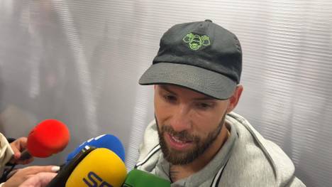 Nach dem zwischenzeitlichen 2:0 im Champions-League-Halbfinale zwischen Inter und Barca kommt es zu einer Auseinandersetzung. Barcelonas Inigo Martinez soll Francesco Acerbi angespuckt haben - und erklärt sich hinterher.