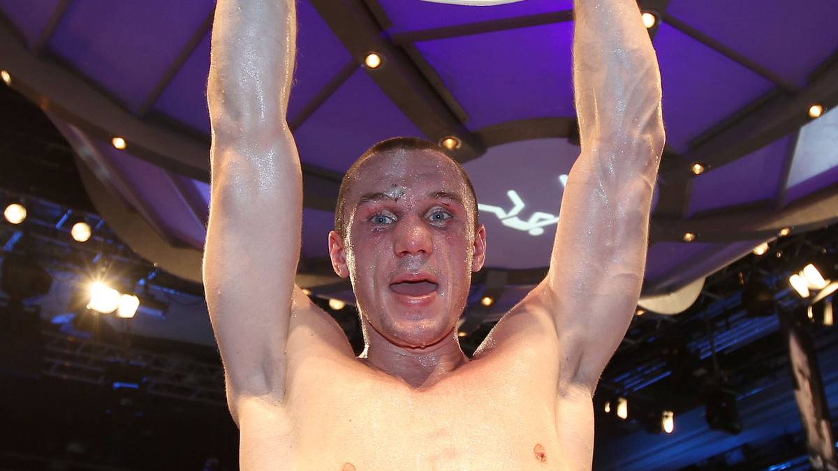 2009: SEBASTIAN SYLVESTER (IBF-Mittelgewicht) - erringt im Mittelgewicht den IBF-Titel, nachdem Arthur Abraham diesen zuvor niedergelegt hatte, um ins Supermittelgewicht aufzusteigen