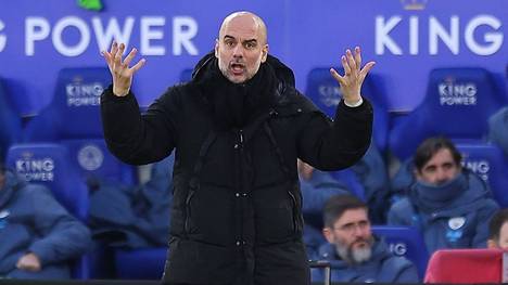 ManCity-Trainer Pep Guardiola zeigt sich nach dem knappen Sieg bei Leicester City erleichtert. Zugleich gibt er ein Versprechen für die kommenden Wochen ab.