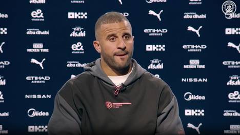 Kyle Walker hat seinen Vertrag bei Manchester City bis zum Jahr 2026 verlängert. Der 33-Jährige freut sich über den Verbleib im Verein und will an die Erfolge des vergangenen Jahres anknüpfen.