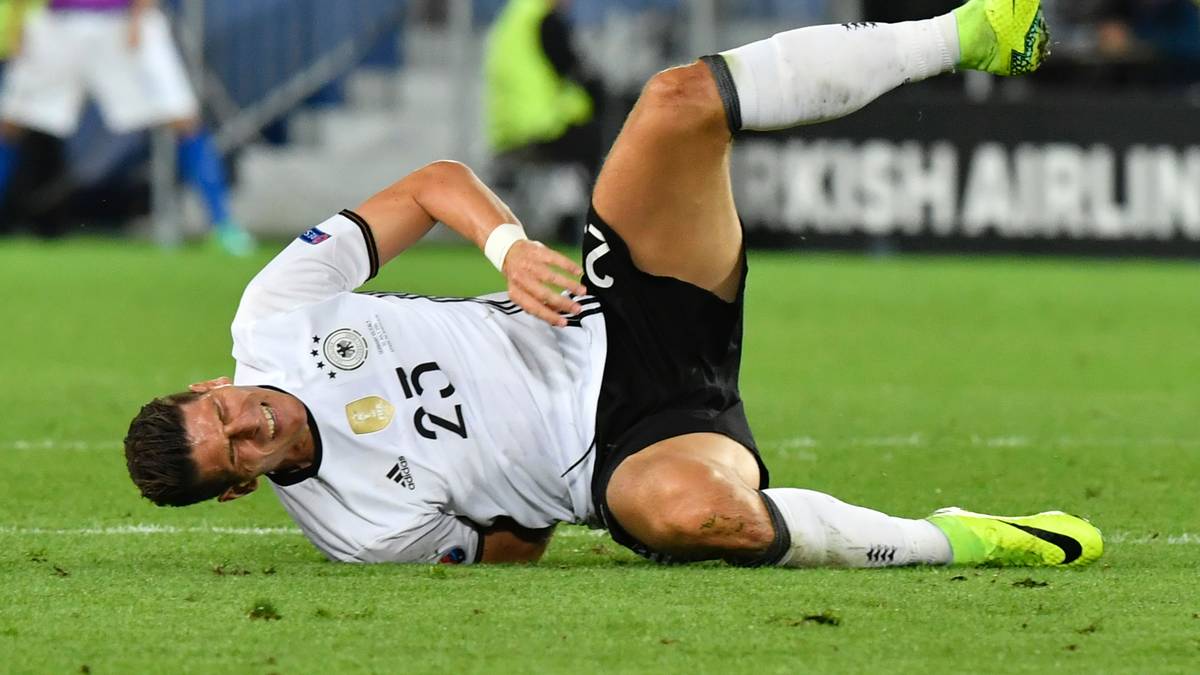 Vollblutstürmer Mario Gomez fehlt der deutschen Nationalmannschaft für die WM-Qualifikationsspiele gegen Tschechien und Nordirland verletzungsbedingt 