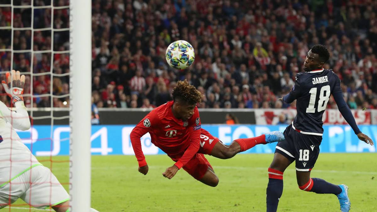 KINGSLEY COMAN: Kovac‘ Super-Dribbler hat einfach einen Lauf. Nach toller Flanke von Perisic köpfte Coman zum 1:0 ein (34.). Hatte auch sonst wieder viele Offensiv-Aktionen. SPORT1-Note: 2,5