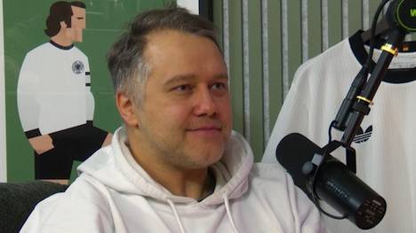 Der Koch der Deutschen Nationalmannschaft spricht in Deep Dive über die Hintergründe seiner Kabinenansprache vor dem EM-Viertelfinale gegen Spanien 2024.