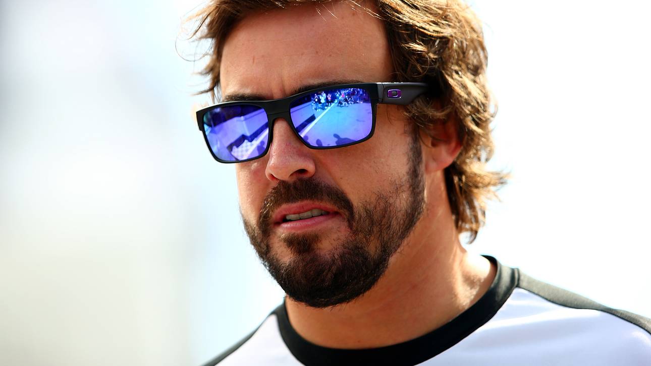 Alonso tritt gegen Ferrari nach