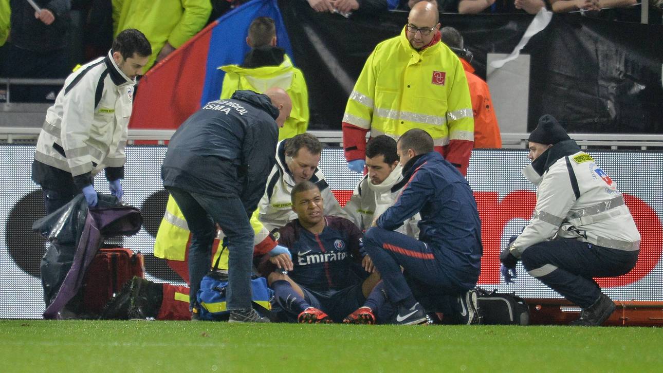 Verletzung: Mbappe gibt Entwarnung