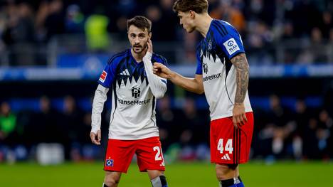 Luka Vušković und Fábio Vieira gehören in dieser Saison zu den zentralen Spielern des Hamburger SV. Beide sind allerdings nur ausgeliehen und müssten den Verein am Ende der Spielzeit eigentlich wieder verlassen. Beim HSV leben dennoch kleine bis größere Hoffnungen auf einen Verbleib der beiden Leistungsträger.