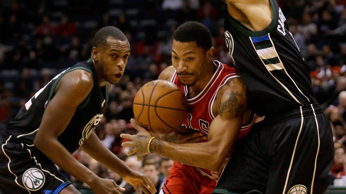 Zu allem Überfluss verletzt sich auch noch Derrick Rose am Knie. Die Bulls verlieren trotz 30 Punkten von Jimmy Butler 101:106