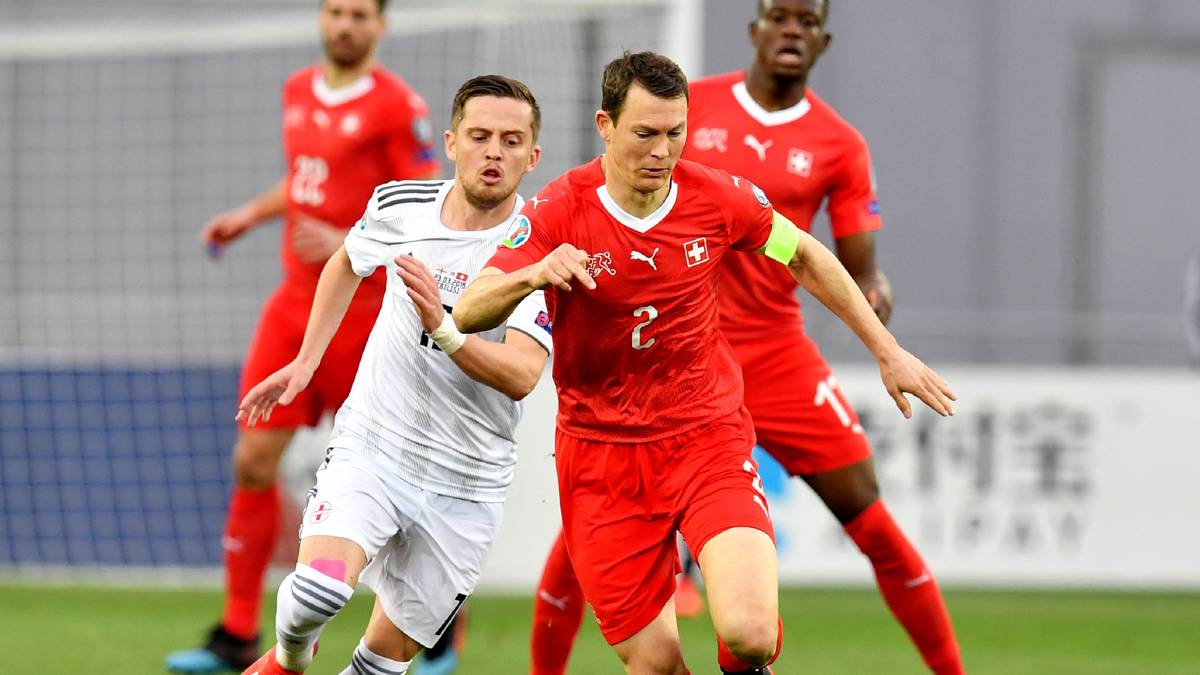 Ans Aufhören denkt der 105-malige Schweizer Nationalspieler allerdings noch nicht. Wohin die Reise gehen wird, werden die kommenden Wochen zeigen