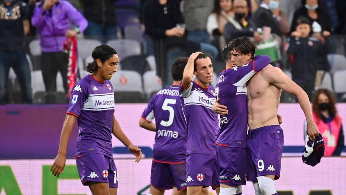 Dusan Vlahovic bejubelt sein Tor gegen Spezia Calcio